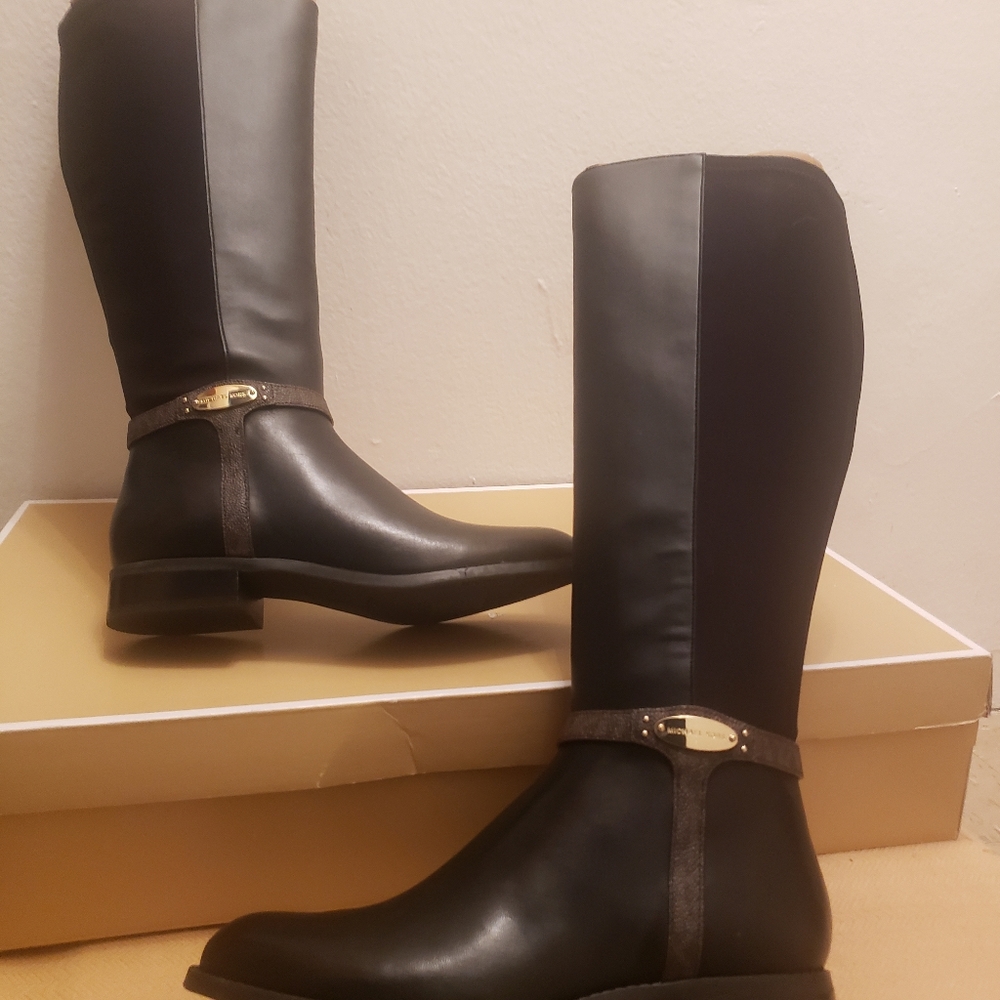 Brand New Michael Kors Finley Boots - Picture 3 of 8